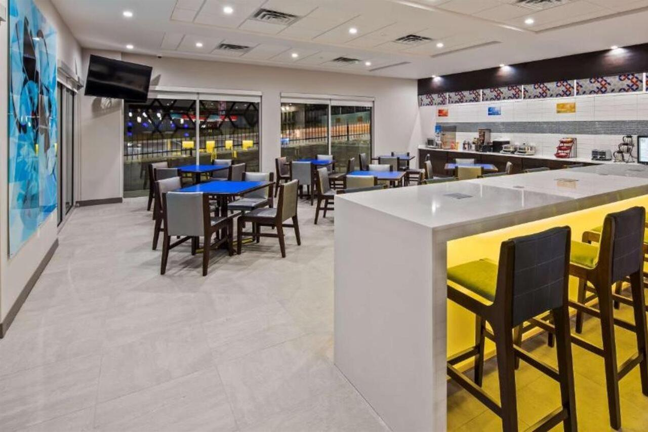 Glo Best Western Tulsa-Catoosa East Route 66 Extérieur photo